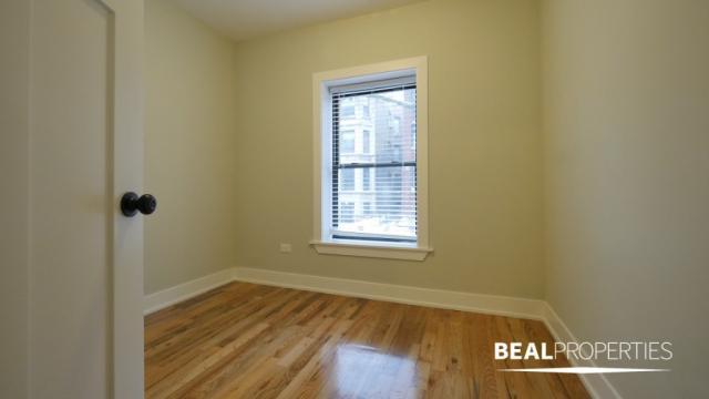 Foto del edificio - 3 bedroom in CHICAGO IL 60657