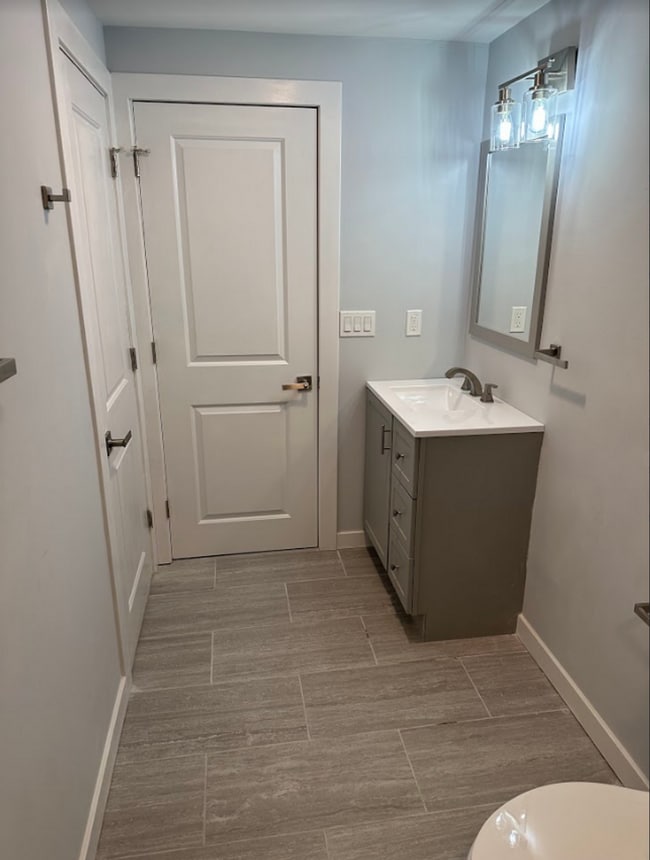 Photo - 7028 Ridge Ave Apartment