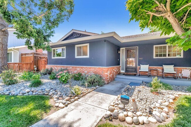 Building Photo - 1235 De Paul Way