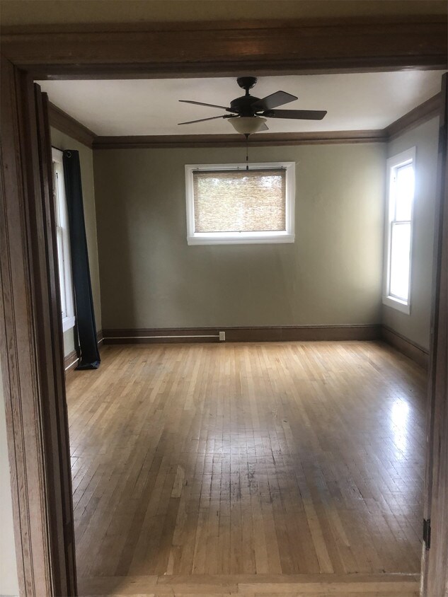 Primary Photo - 4118 Broadway