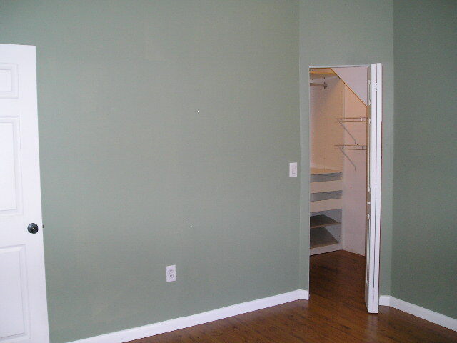 Building Photo - 2/2 in Ybor Loft with Rooftop Deck