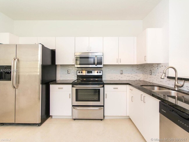 Building Photo - 3676 San Simeon Cir