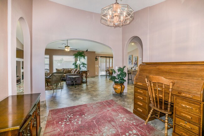 Foto del edificio - 3681 E Camden Ave