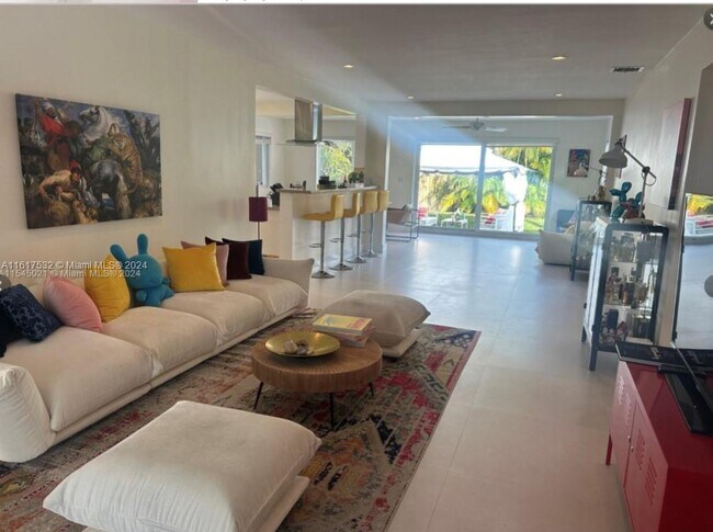 Foto del edificio - 8859 Abbott Ave