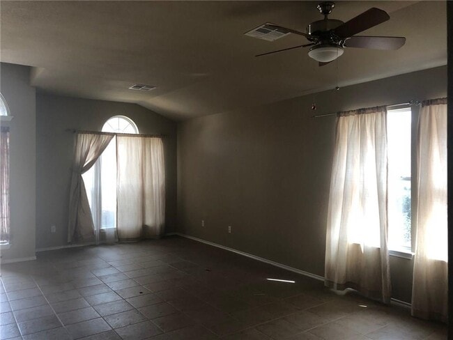 Building Photo - 11512 McDows Hole Ln