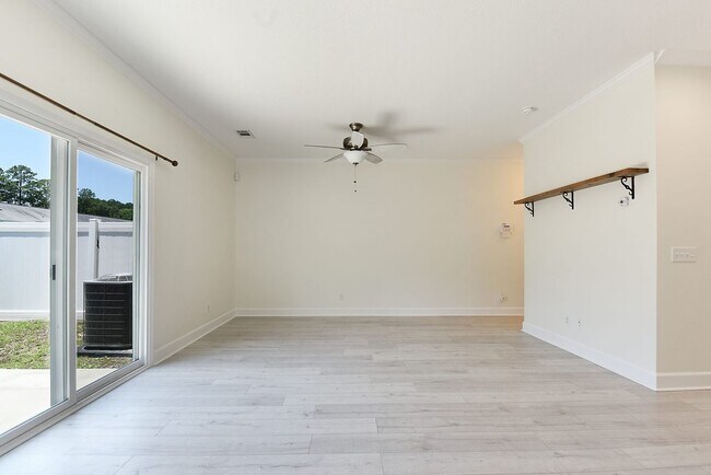 Building Photo - Custom designed 3 Bedroom + BONUS Townhome...