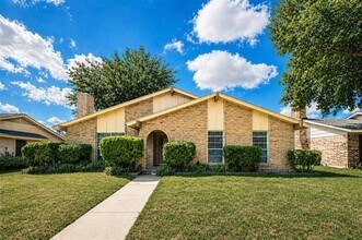 Building Photo - 5305 Meadowside Dr