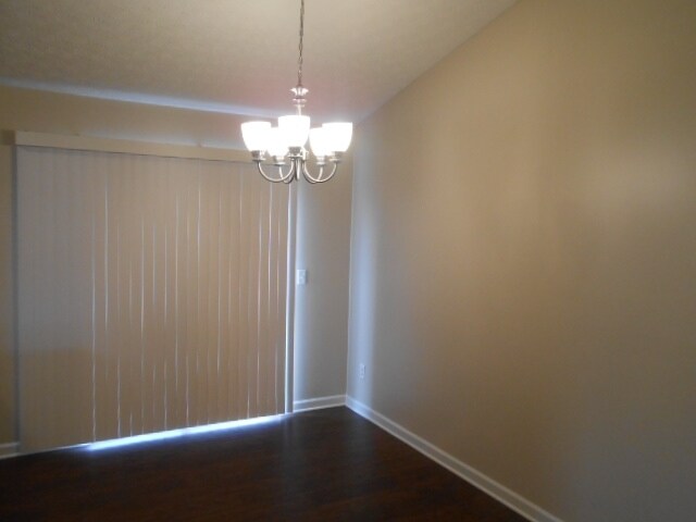 Building Photo - 988 Drayson Drive