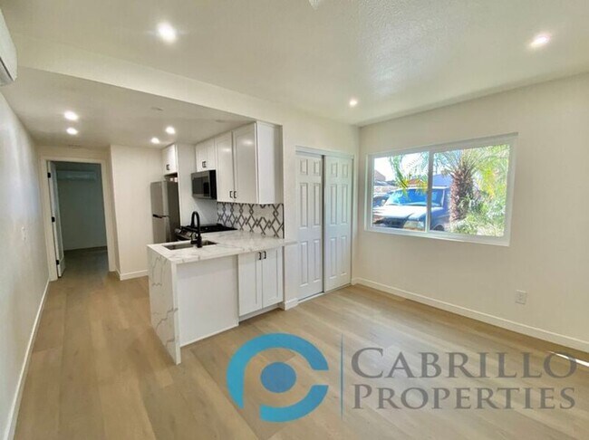 Foto del edificio - 4669 Iowa St