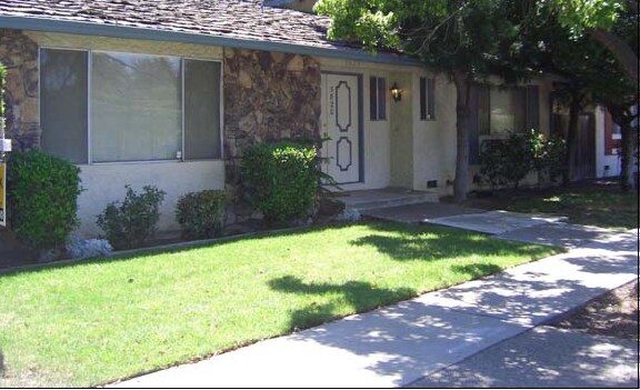 Building Photo - 3820 Moorpark