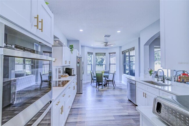 Foto del edificio - 12715 Moss Park Ridge Dr