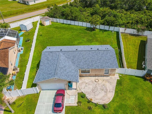Foto del edificio - 853 Blanc Ct