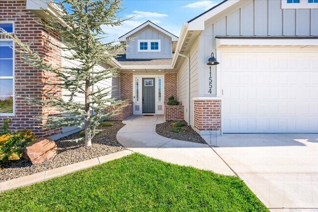 Foto del edificio - 3 Bedroom. 2.5 Bathroom House in Nampa