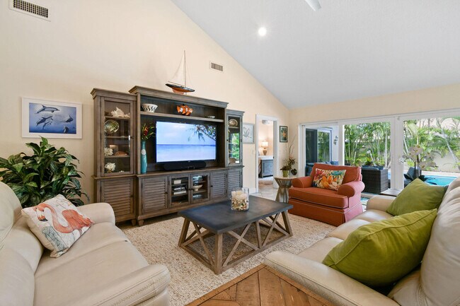 Building Photo - 158 Sandbar Dr