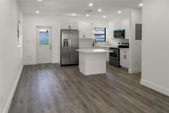 Foto del edificio - 2724 SW 34th Ct