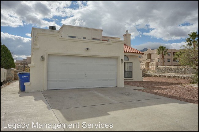 Building Photo - 4400 Loma de Brisas Dr