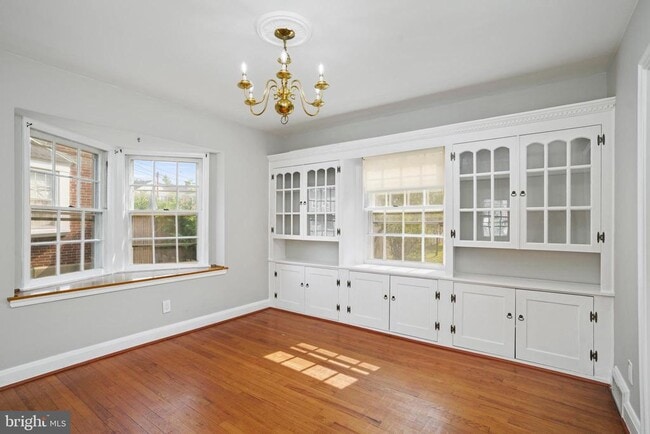 Building Photo - 1738 Glen Ridge Rd