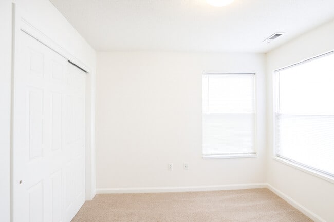 Building Photo - Cottonwood Creek Apartments