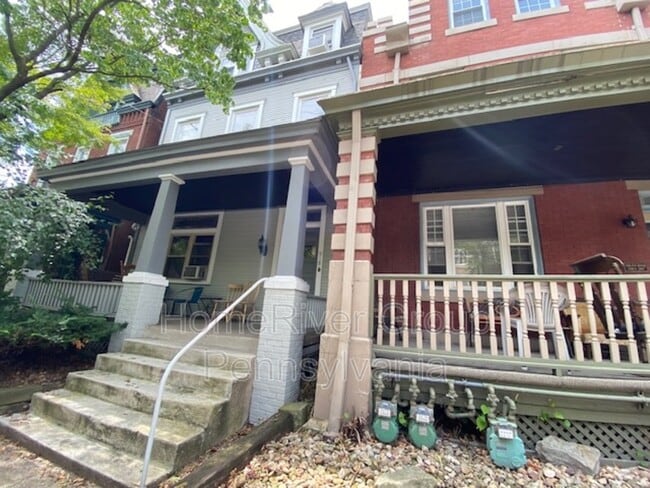Building Photo - 918 Ivy St