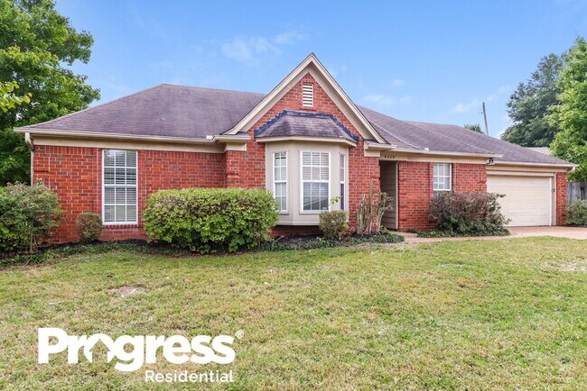 Foto del edificio - 9309 Garden Woods Cove