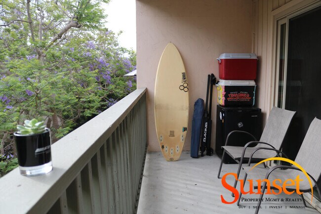 Foto del edificio - 4444 W Point Loma Blvd