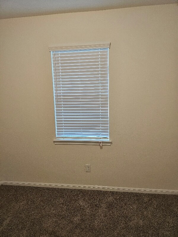 Foto del edificio - 18642 Hunter William Wy