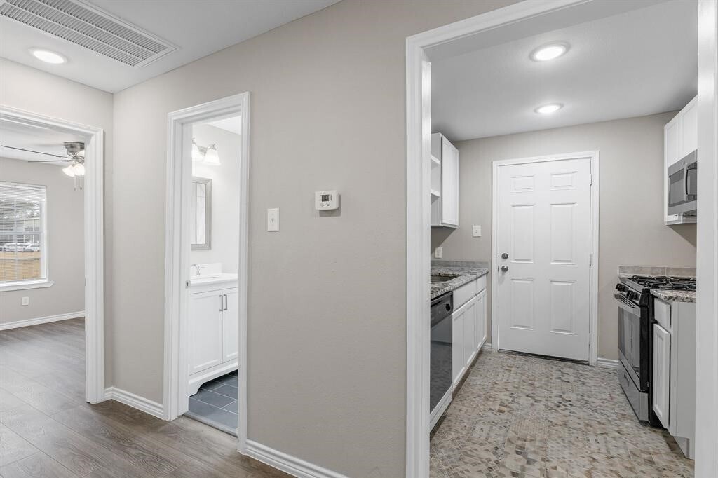 Foto principal - 4311 Hull St