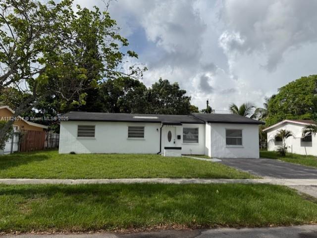 Foto del edificio - 4910 NW 18th St