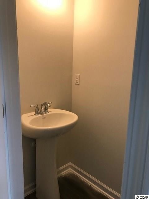 Foto del edificio - 1123 Fairway Ln