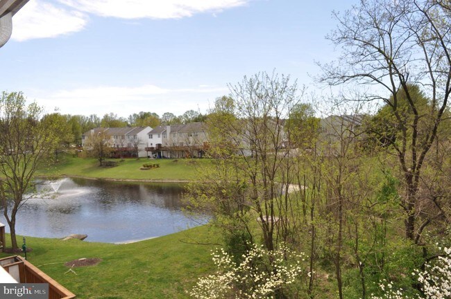 Building Photo - 4947 Lee Farm Ct