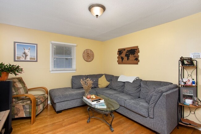 Photo - Cozy 3 Bedroom, 1 Bath Home in Northside!
