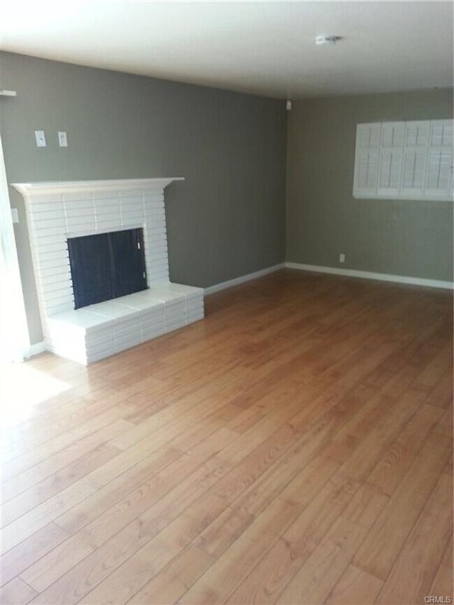 Foto del edificio - 542 E Adams Ave