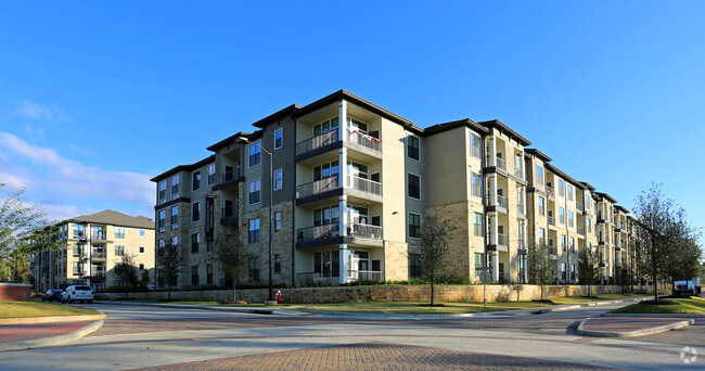 Building Photo - Broadstone Woodmill Creek