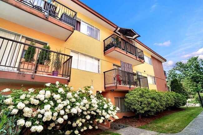 Photo du bâtiment - Park Villa Apartments