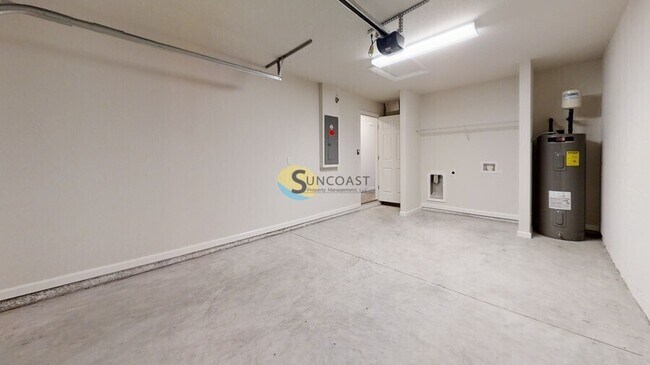 Building Photo - 35 Wellhaven Ln