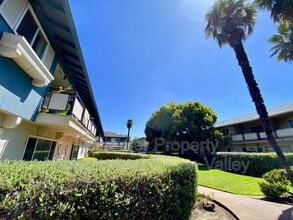 Building Photo - 362 W Olive Ave