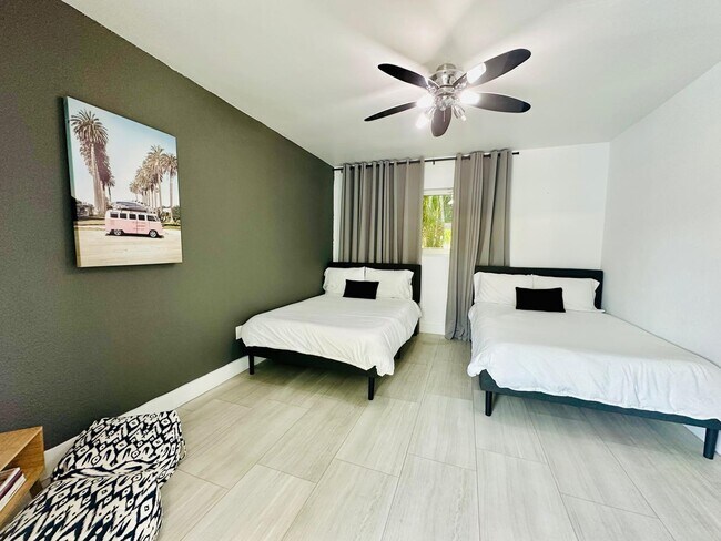 Foto del edificio - 1611 NW South River Dr