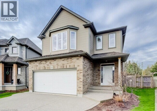 Photo du bâtiment - 331 Westpark Cres