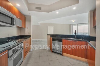 Building Photo - 241 Riverside Dr