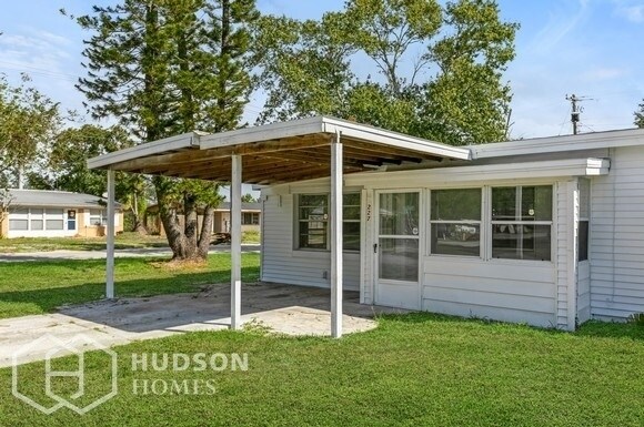 Foto del edificio - NOW AVAILABLE! - 227 Thomas Ave, Frostproo...