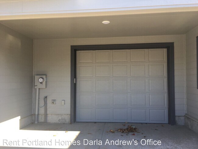 Building Photo - 4 br, 3 bath House - 603 NE 92nd Avenue