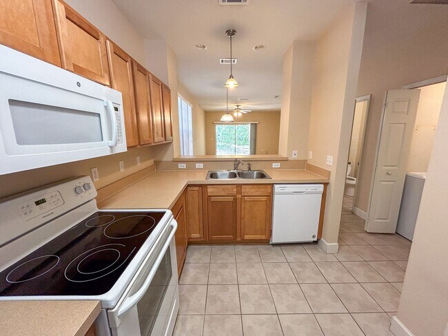 Foto del edificio - Garland #861