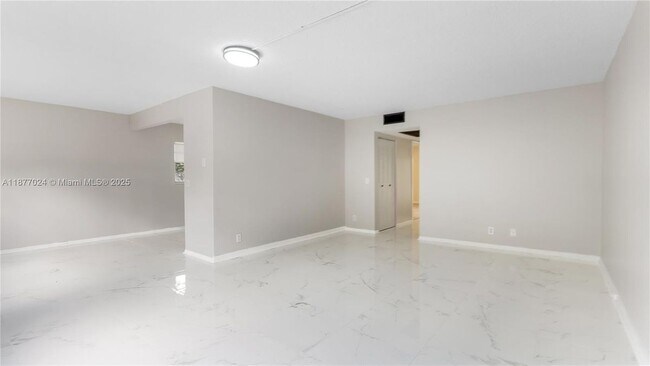 Foto del edificio - 251 SW 132nd Way