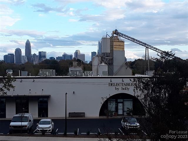 Foto del edificio - 912 Berryhill Rd