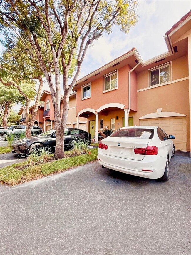 Foto del edificio - 63 SE 3rd Ave