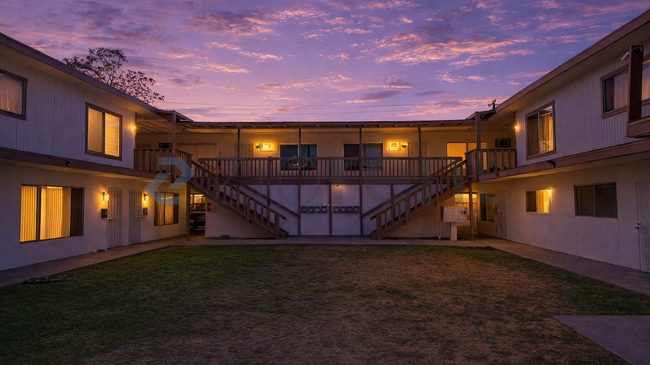 Building Photo - 132 W 18th St