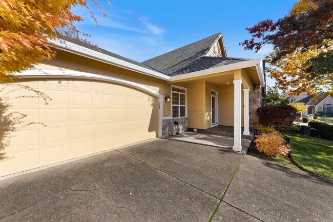 Foto del edificio - Beautiful Home in 55+ Community!