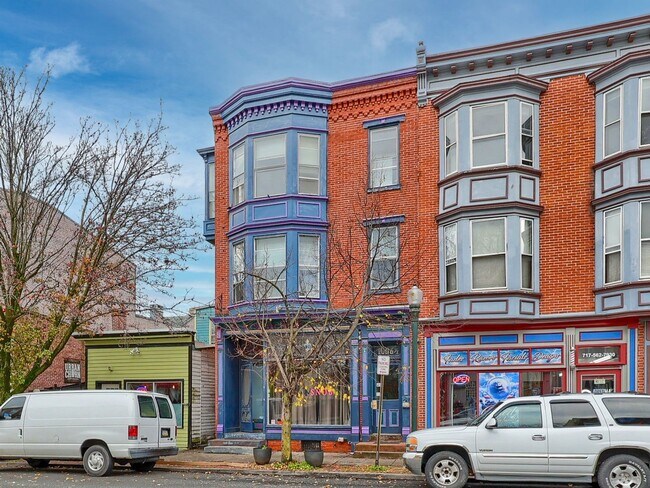 Foto del edificio - 1006 N 3rd St