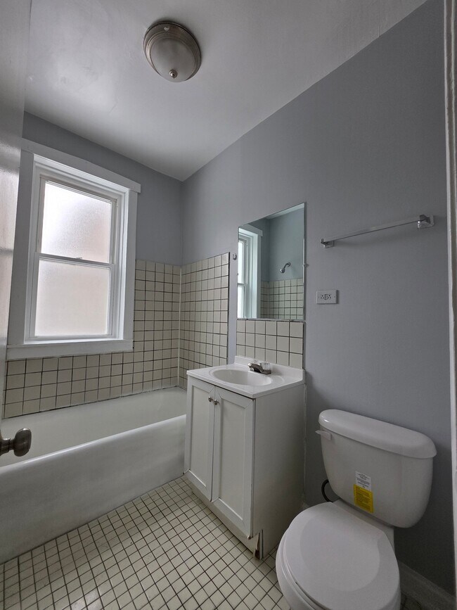 Foto del edificio - 4315 W 15th St