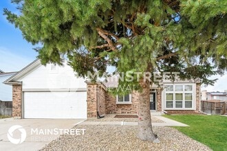 Building Photo - 4681 Biscay St
